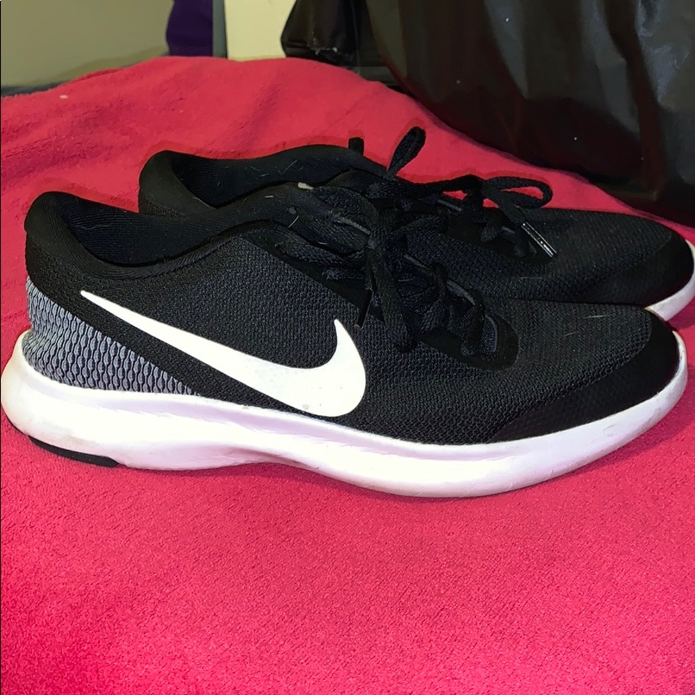 Running shoes